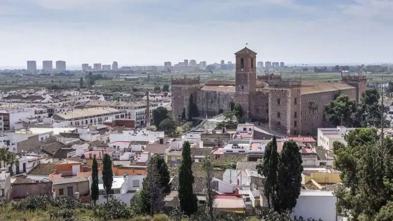 Vista de El Puig de santa Maria para el directorio de Empresas de alquiler de maquinaria