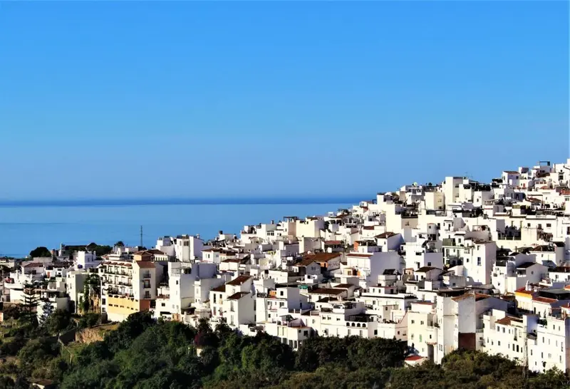 Vista de Torrox para el directorio de Empresas de alquiler de maquinaria