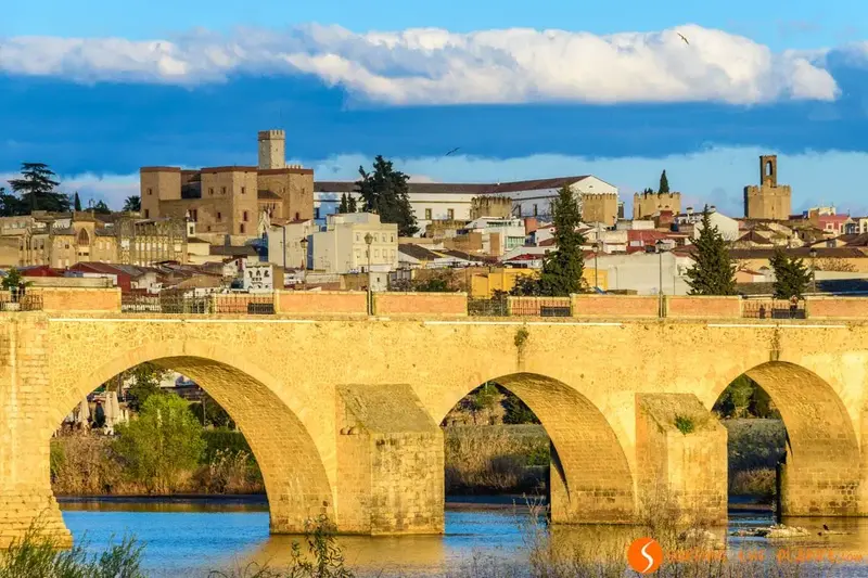 Vista de Badajoz para el directorio de Empresas de alquiler de maquinaria